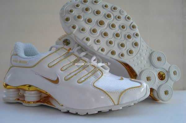 Or Et Blanc Nike Shox Nz